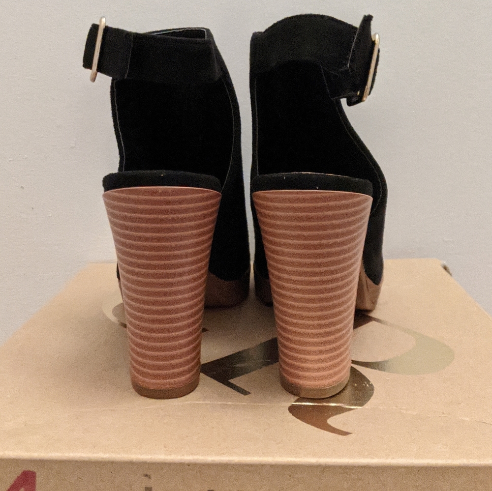 Charlotte Russe Booties - Picture 4 of 7